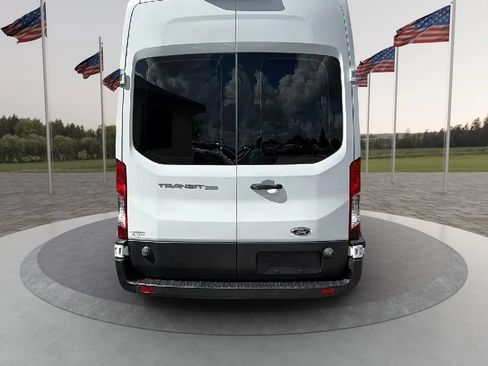 Used 2019 Ford Transit 350 XLT RWD image 5