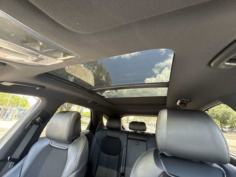 Used 2024 Genesis GV70 2.5T w/ Sport Prestige Package AWD/4WD image 17