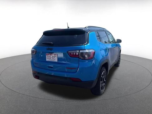 Used 2025 Jeep Compass Trailhawk AWD/4WD image 14