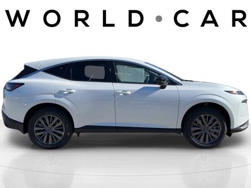 New 2026 Nissan Murano SL image 2