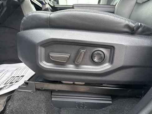 Used 2024 Toyota Tundra Limited image 15