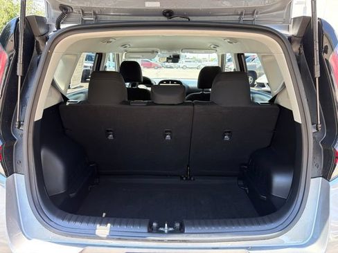 Certified 2025 Kia Soul LX w/ LX Technology Package FWD image 6
