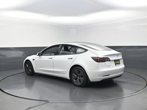 Used 2022 Tesla Model 3 Long Range AWD/4WD image 6