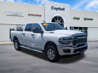 Used 2025 RAM 2500 Big Horn AWD/4WD video 1