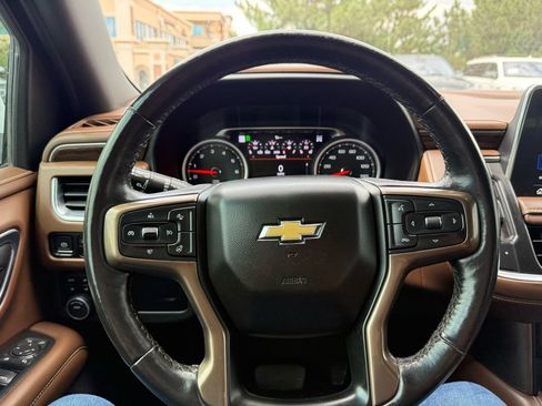 Used 2021 Chevrolet Suburban High Country AWD/4WD image 35