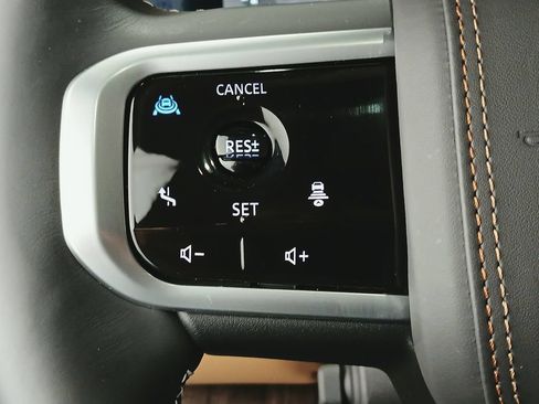 Used 2025 Nissan Armada Platinum Reserve AWD/4WD image 28