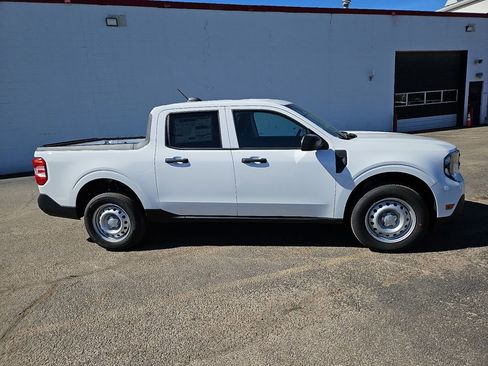New 2026 Ford Maverick XL image 14