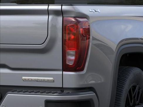 New 2026 GMC Sierra 1500 Elevation AWD/4WD image 11