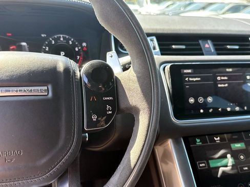 Used 2021 Land Rover Range Rover Sport HST image 23