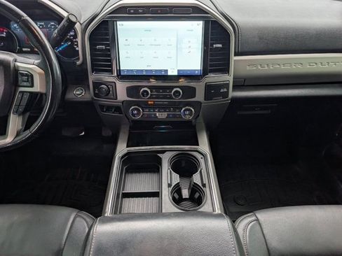 Used 2022 Ford F250 Lariat w/ Lariat Ultimate Package AWD/4WD image 7