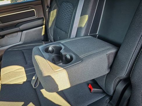 New 2026 RAM 1500 4x4 Crew Cab image 37