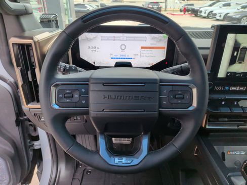 Used 2024 GMC Hummer EV 3X w/ Extreme Off-Road Package AWD/4WD image 17
