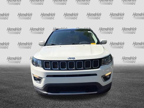 Used 2018 Jeep Compass Limited AWD/4WD image 3