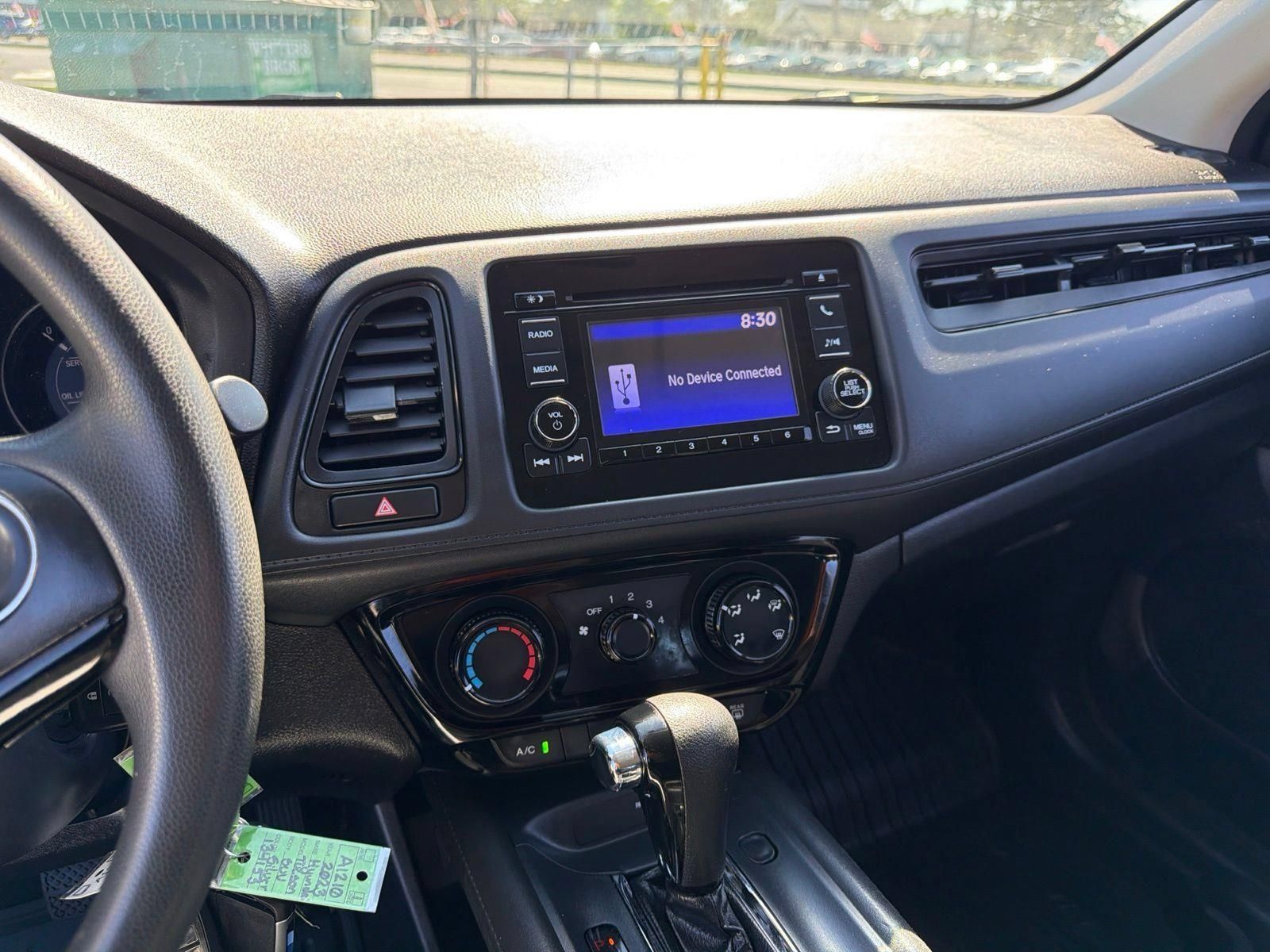 Used 2021 Honda HR-V LX image 28