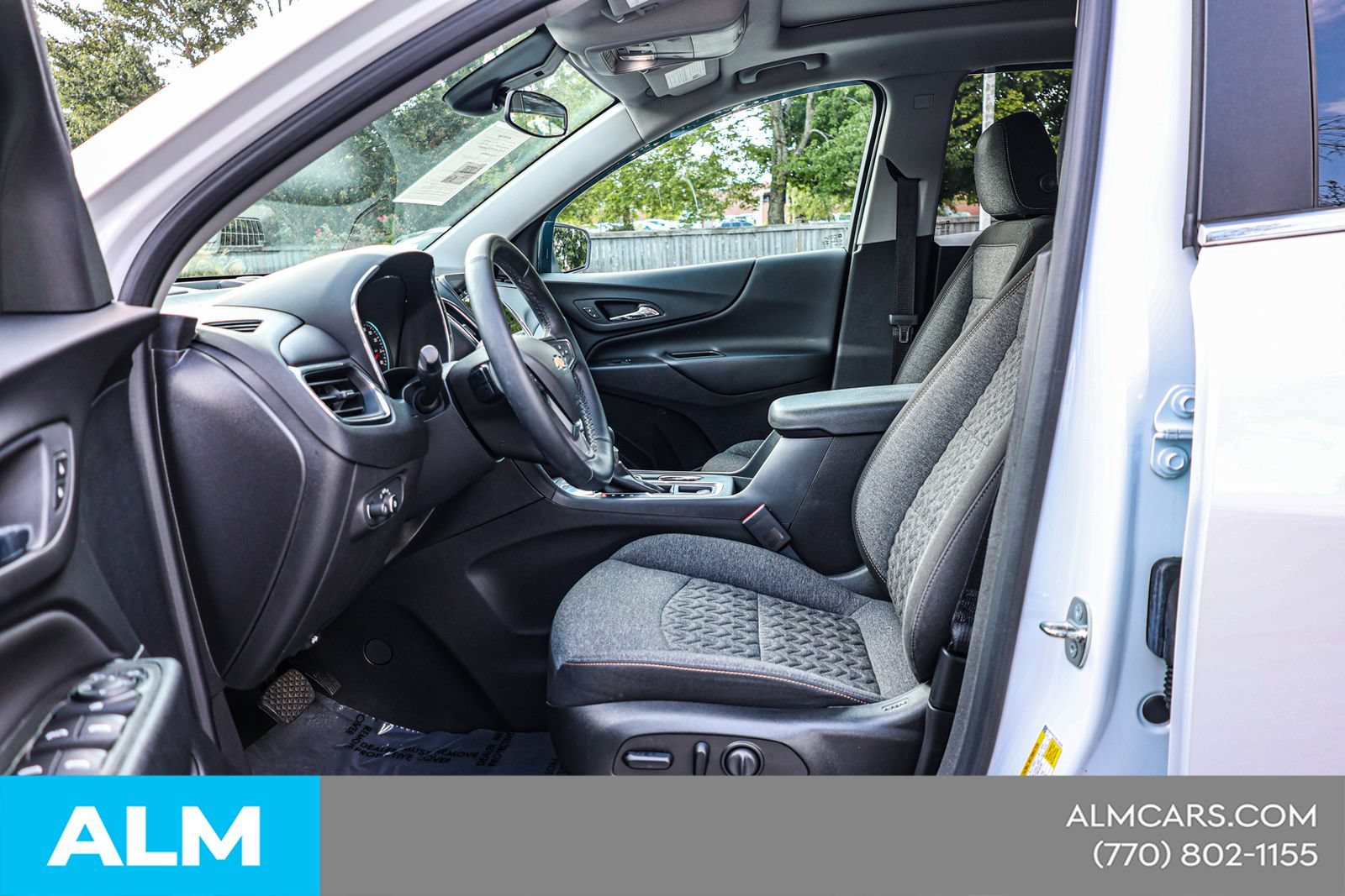 Used 2024 Chevrolet Equinox LT FWD image 17