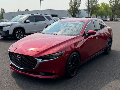 Used 2020 MAZDA MAZDA3 Sedan w/ Premium Package FWD image 4
