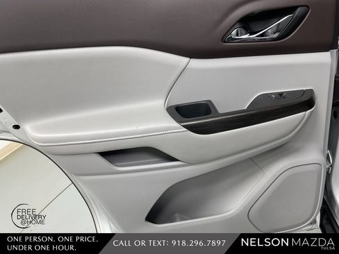 Used 2019 GMC Acadia SLT image 33