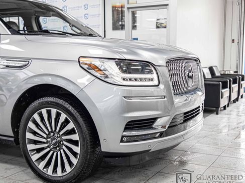 Used 2021 Lincoln Navigator Reserve w/ Luxury Package AWD/4WD image 4