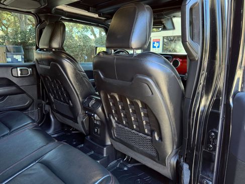Used 2019 Jeep Wrangler Unlimited Rubicon AWD/4WD image 51