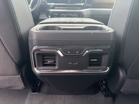 New 2026 Chevrolet Silverado 1500 High Country AWD/4WD image 13