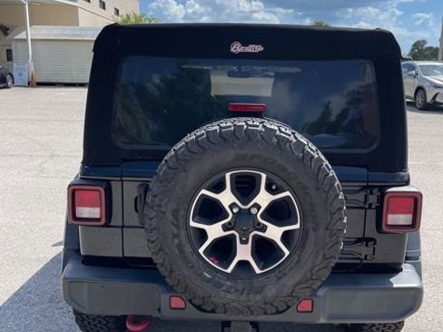 Used 2021 Jeep Wrangler Unlimited Rubicon image 3