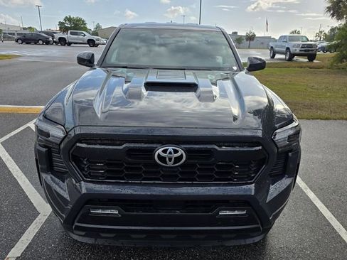 Used 2024 Toyota Tacoma TRD Sport RWD image 2