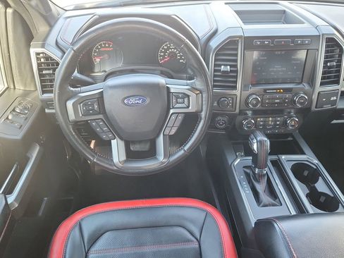 Used 2020 Ford F150 Lariat image 10