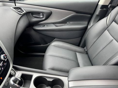 Used 2024 Nissan Murano SL image 15
