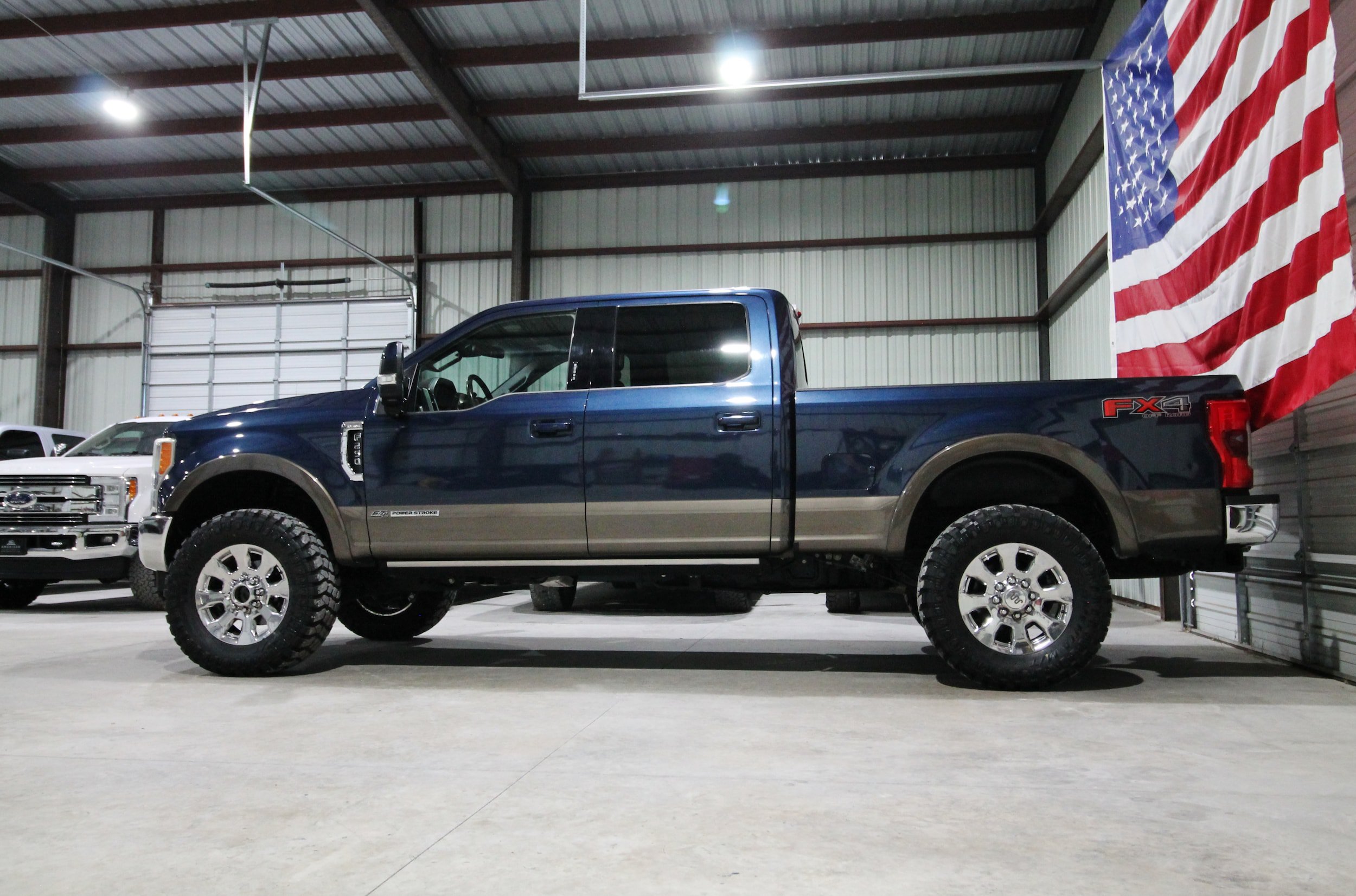 Used 2017 Ford F250 King Ranch w/ King Ranch Ultimate Package AWD/4WD image 6