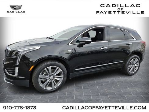 Certified 2025 Cadillac XT5 Premium Luxury FWD image 1