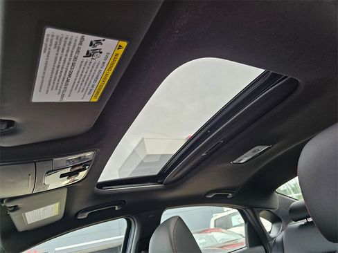 Used 2022 Kia Forte GT image 18