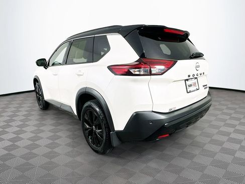 Certified 2023 Nissan Rogue SV w/ SV Premium B Package AWD/4WD image 8