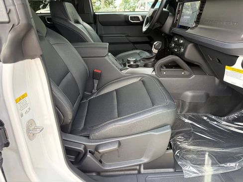 New 2026 Ford Bronco Badlands AWD/4WD image 13