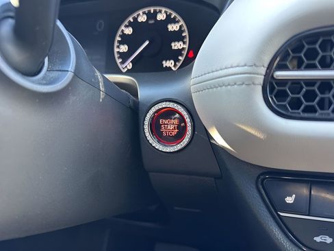 Used 2023 Honda HR-V EX-L image 22