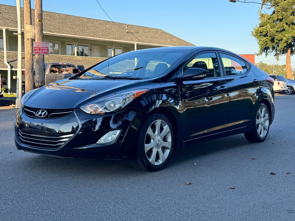 Used 2012 Hyundai Elantra Limited w/ Technology Pkg 5 FWD image 3