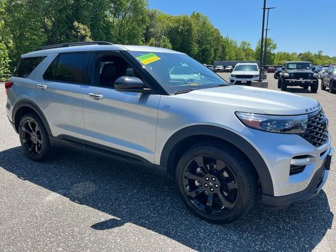 Certified 2023 Ford Explorer ST-Line w/ Class IV Trailer Tow Package AWD/4WD image 4