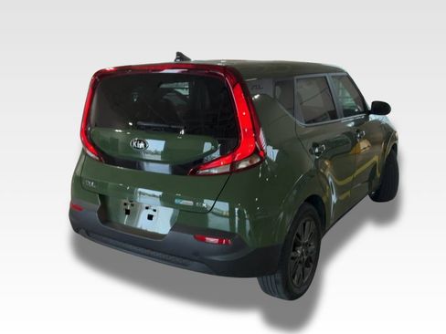 Used 2021 Kia Soul EX image 4