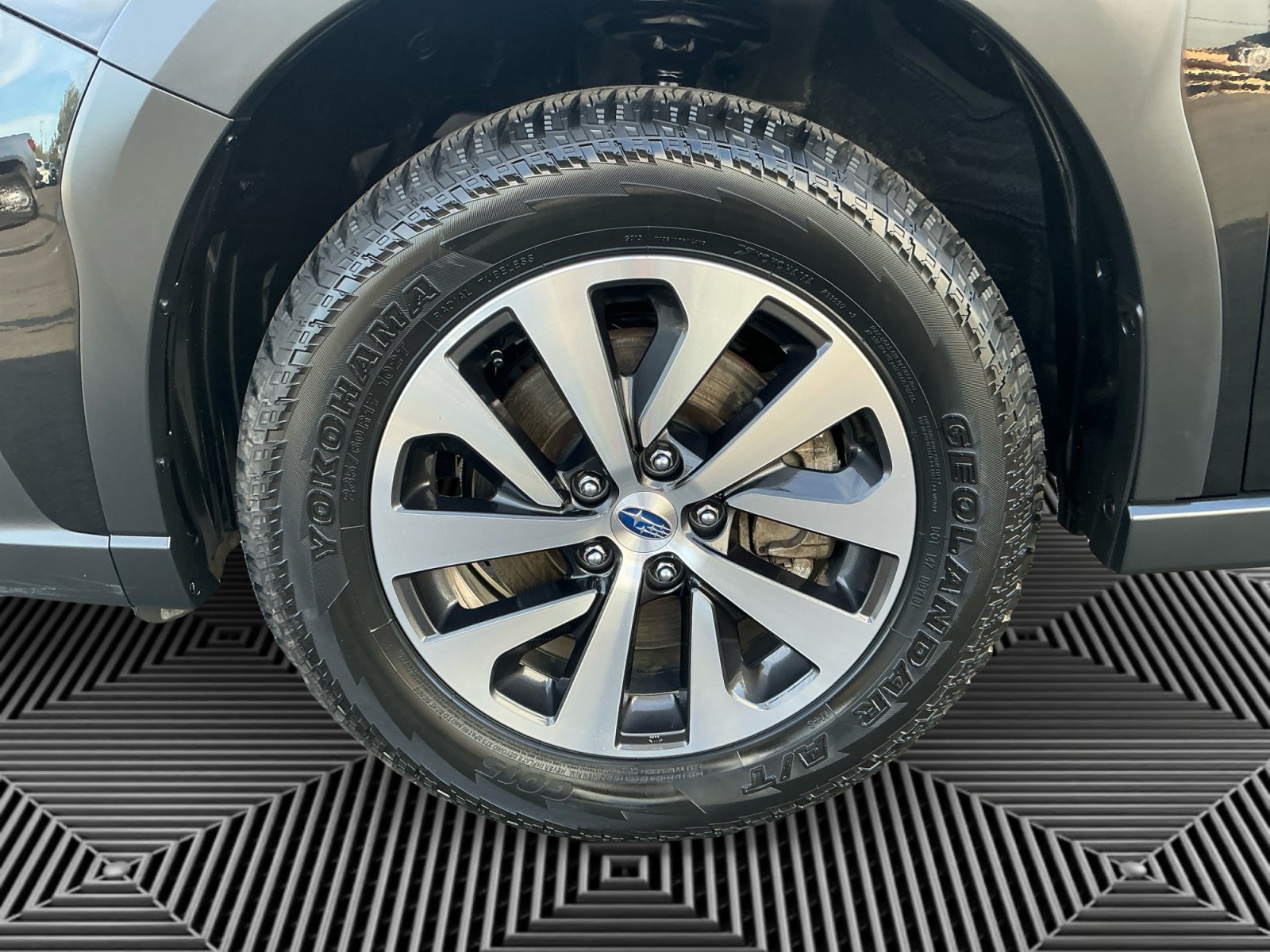 Certified 2025 Subaru Outback Premium AWD/4WD image 14