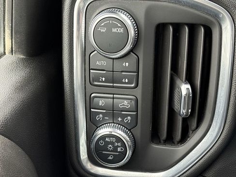 Used 2021 GMC Sierra 3500 AT4 w/ AT4 Preferred Package image 37