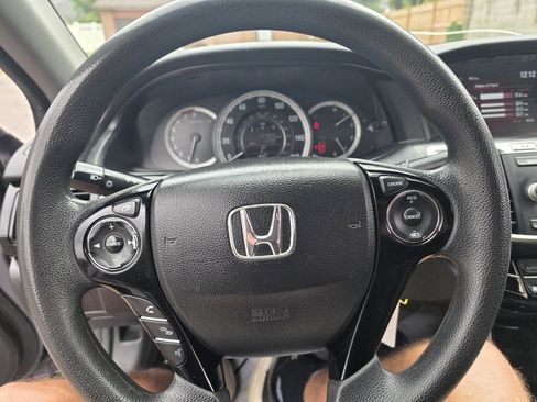 Used 2016 Honda Accord LX image 13