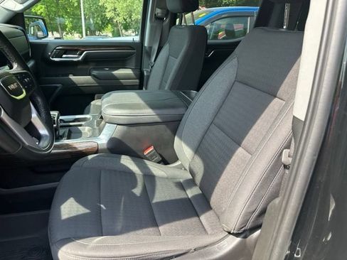 Used 2024 GMC Sierra 1500 Elevation AWD/4WD image 8
