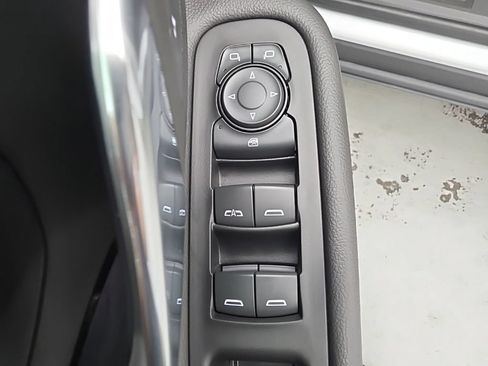 Used 2023 GMC Terrain SLT w/ Tech Package AWD/4WD image 21