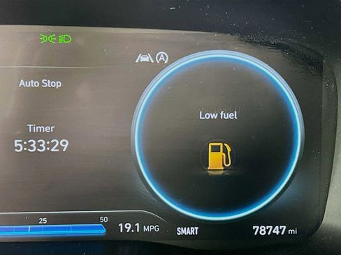 Used 2022 Hyundai Santa Fe XRT image 12