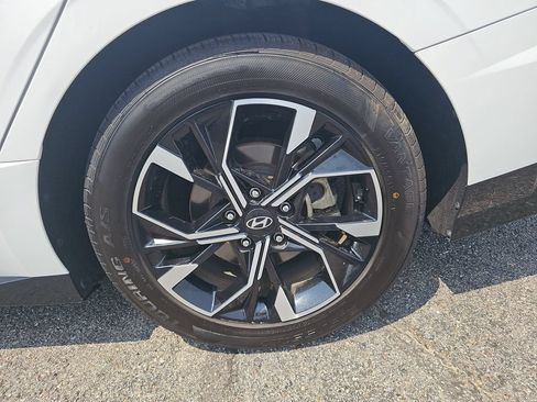Used 2025 Hyundai Sonata SEL FWD image 33