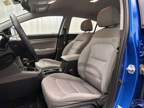 Used 2017 Hyundai Elantra SE w/ SE A/T Tech Package 03 image 17