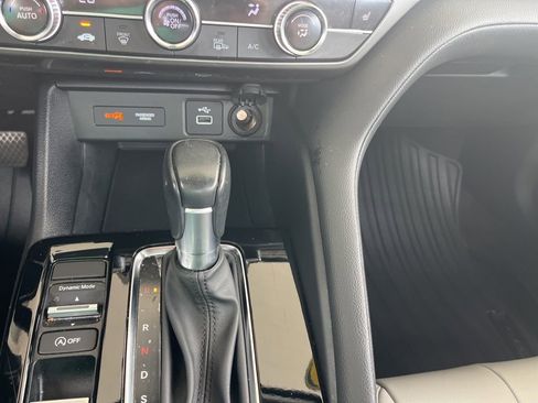 Used 2024 Acura Integra FWD image 19