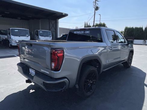 Used 2025 GMC Sierra 1500 Elevation image 5