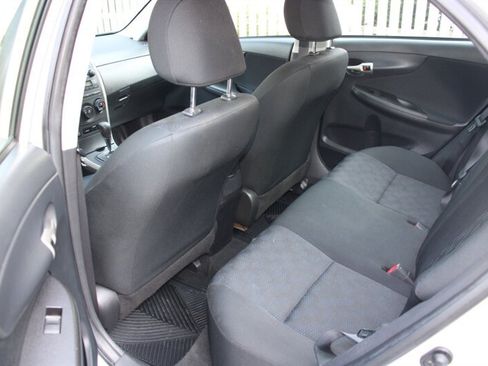 Used 2009 Toyota Corolla S w/ Sport Pkg FWD image 14