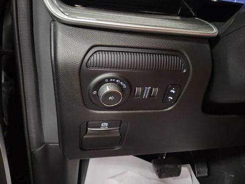 Used 2022 Jeep Wagoneer Series II AWD/4WD image 21