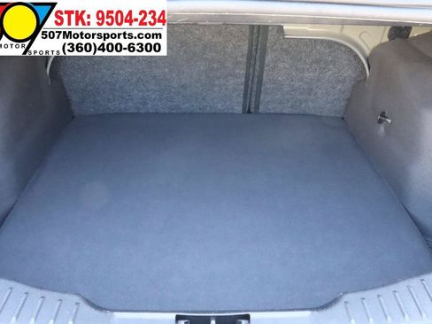 Used 2015 Ford Focus SE w/ Equipment Group 201A FWD image 18